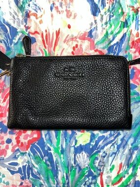 Coach Black Pebbled Leather Zip Wristlet 6”x4”